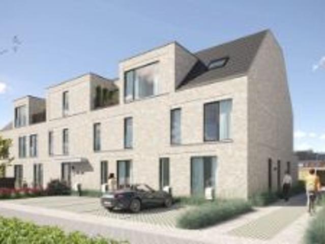 Ruim, gelijkvloers appartement met tuin