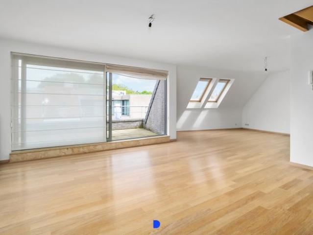 Ruim & lichtrijk appartement in het centrum van Rumbeke