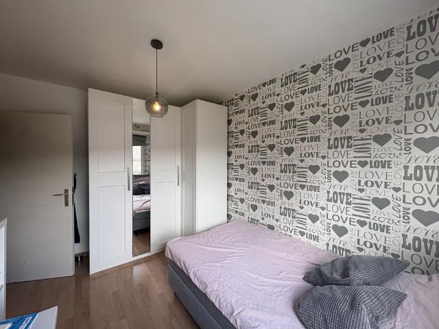 Ruim & lichtrijk appartement met 3 slaapkamers, balkon & garagebox
