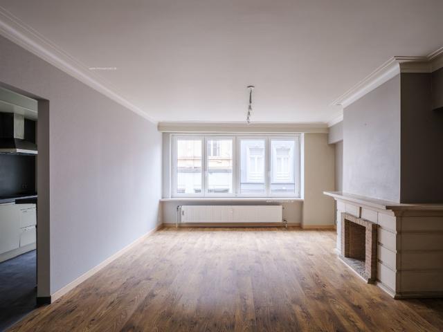 Ruim 2 slaapkamer appartement met terras nabij Sint Anna