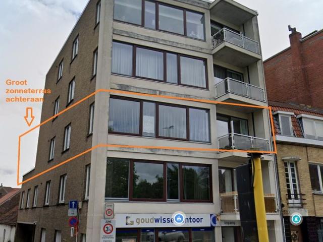 Ruim 3 slaapkamer appartement met GROOT ZONNETERRAS