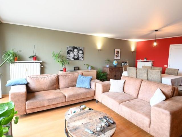 RUIM 3 slaapkamerappartement 120m² IN CENTRUM!
