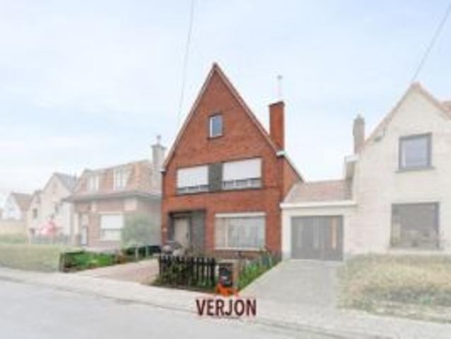 Ruime 4 slpks woning in een rustige buurt!