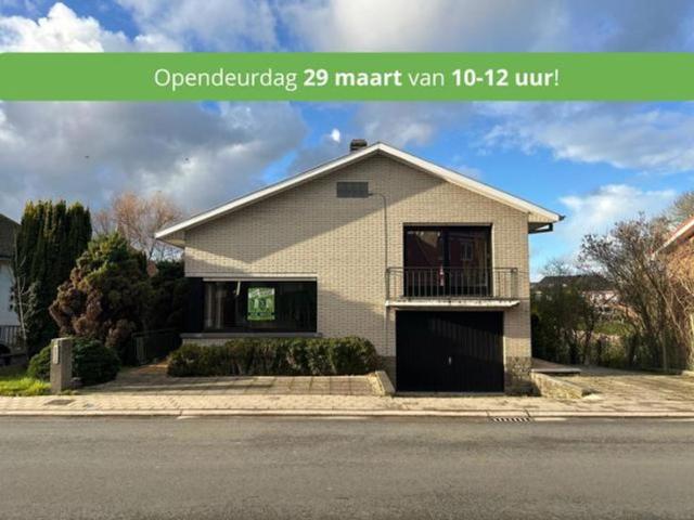 Ruime villa met zuigerichte tuin en mogelijkheid tot 5 slpk'