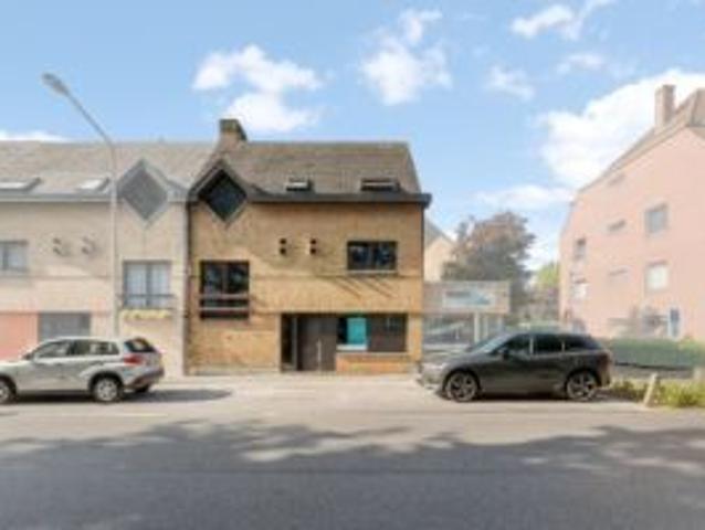 Ruime woning 3 slpkmrs MET garage inclusief!