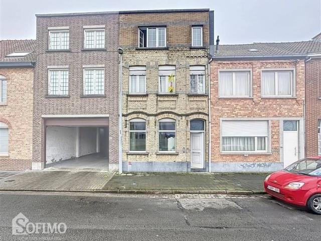 Ruime woning 194 m² woonopp. met 5 slaapkamers en groot te