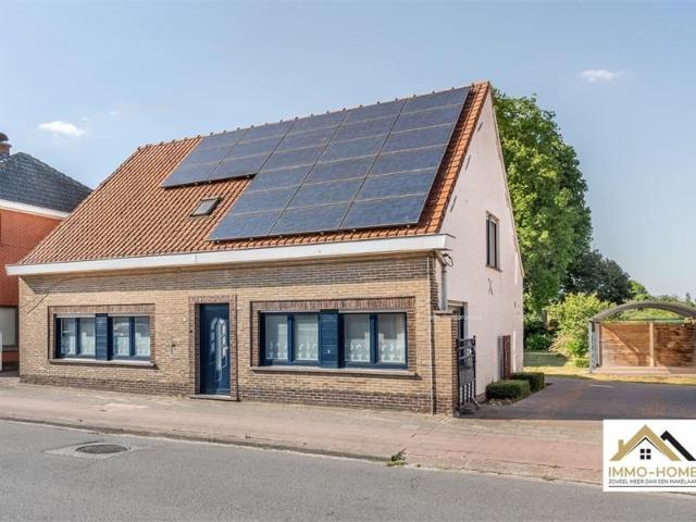 Ruime woning met bijgebouw als atelier!
