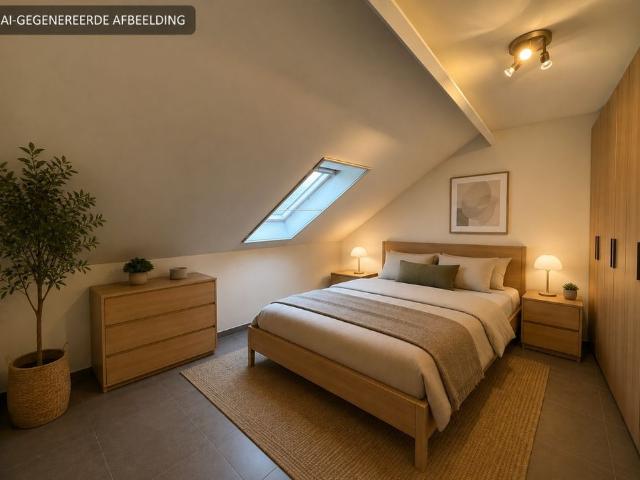 Ruime woning met dakterras en garage