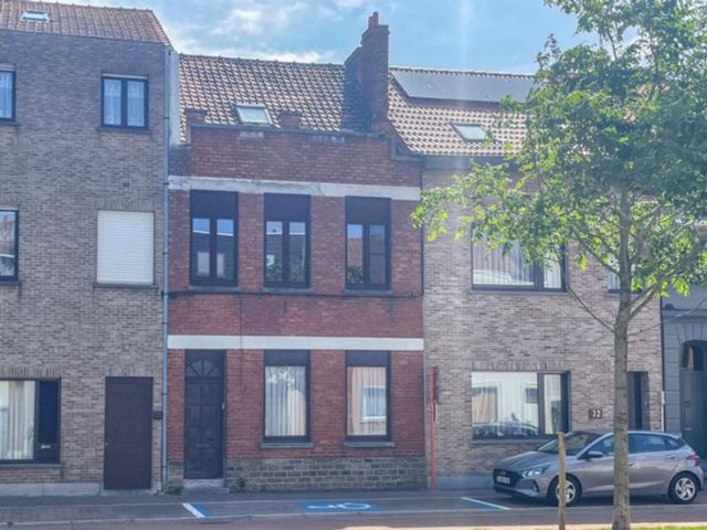 Ruime woning met tuin en 4 slaapkamers