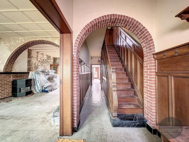 RUIME woning VLAKBIJ centrum BRUGGE!