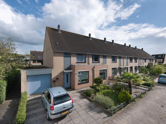 Ruime woningen in Kerk en Zanen, Alphen aan den Rijn