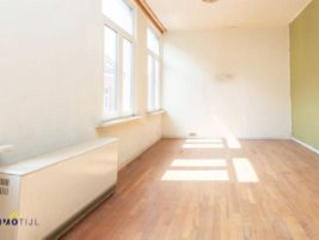 Ruime Duplex, 3 kamers te Hamme!