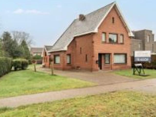 Ruime eengezinswoning met 3 slaapkamers en grote tuin