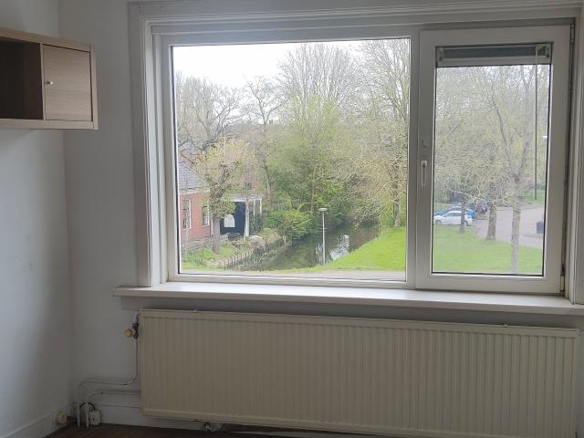 Ruime en lichte kamer op toplocatie met tuin!