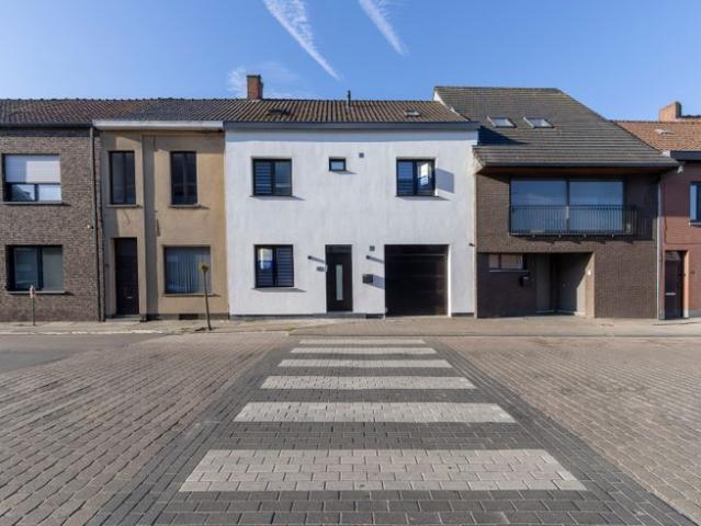 Ruime energetische Kangoeroewoning in het centrum van Tielt