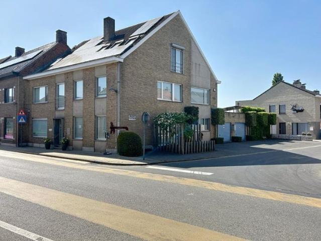 Ruime energiezuinige woning met praktijkruimte op toplocatie