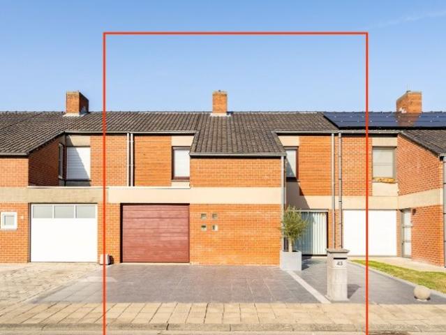 Ruime energiezuinige gezinswoning met 4 slaapkamers!