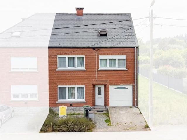 RUIME FAMILIEWONING MET 4 SLAAPKAMERS
