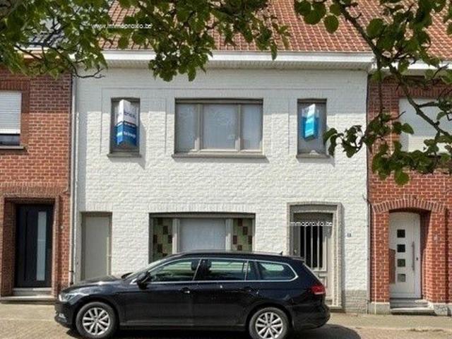 Ruime gezinswoning in een rustige buurt nabij het centrum van Staden