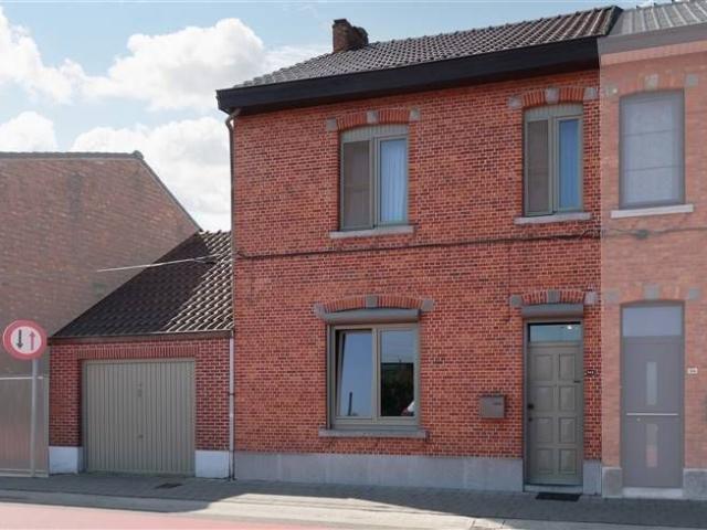 Ruime gezinswoning met 5 slaapkamers, garage én prachtige tu