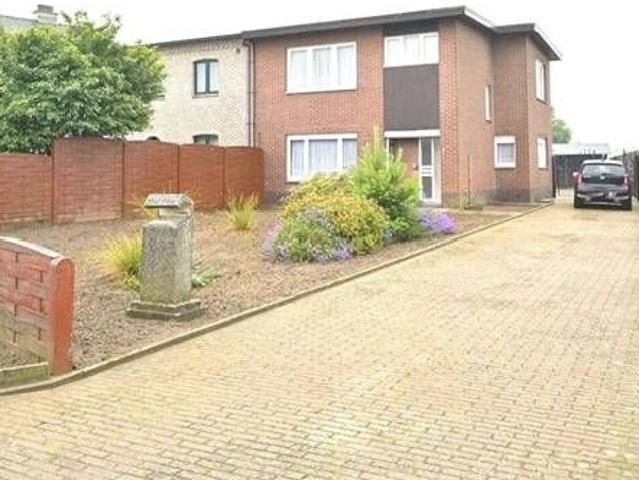 RUIME HOB MET 3 SLPK EN RUIME TUIN