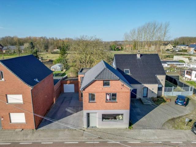 Ruime, instapklare woning op goede locatie