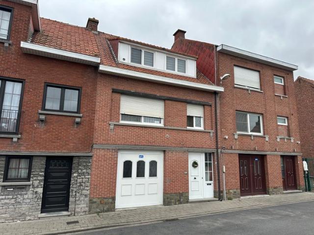 Ruime instapklare woning met drie leefruimtes/living rooms