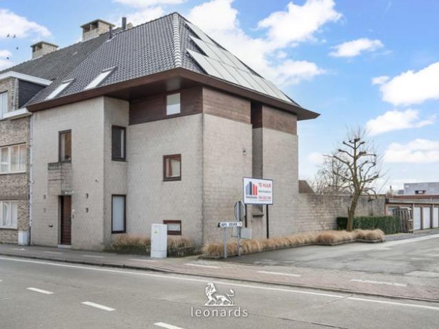 Ruime instapklare woning te Kuurne