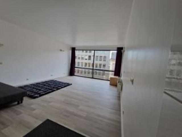 Ruime instapklare studio van 42 m² te koop nabij stadspark