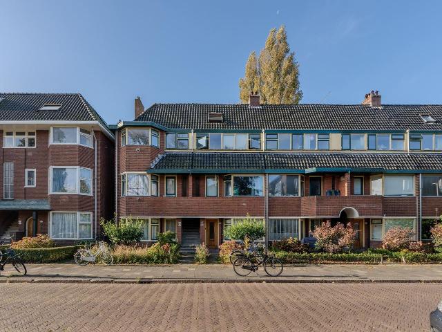 Ruime kamer beschikbaar in de Korrewegwijk!