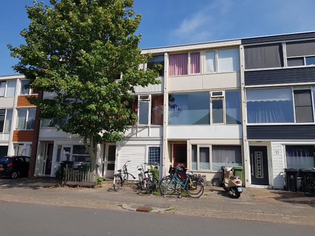 Ruime kamer nabij Zernike Complex!