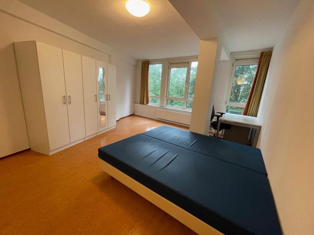 Ruime kamer op A+ locatie