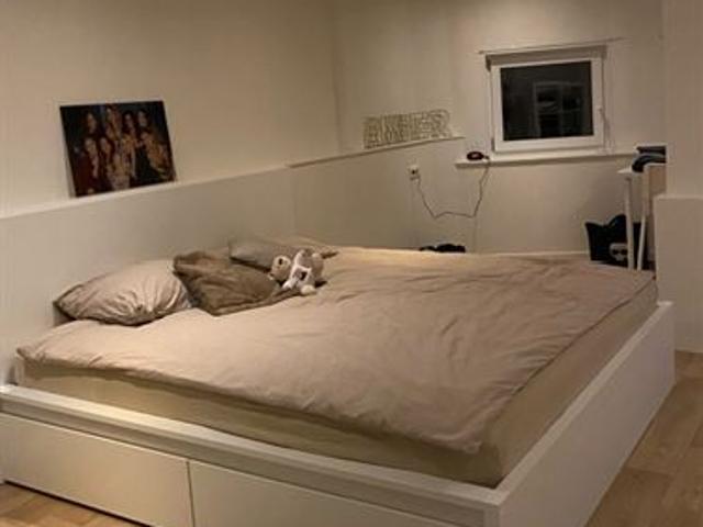Ruime kamer souterrain
