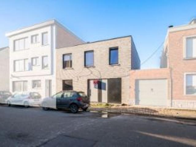 Ruime Moderne nieuwbouwwoning met 4 slaapkamers