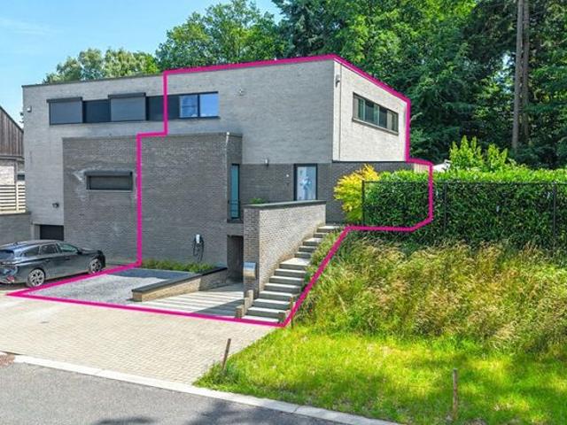 Ruime nieuwbouwwoning met 3 splks centrale ligging in Zolder