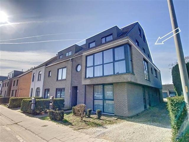 Ruime penthouse op 2de en 3de verdieping met 4 slaapkamers