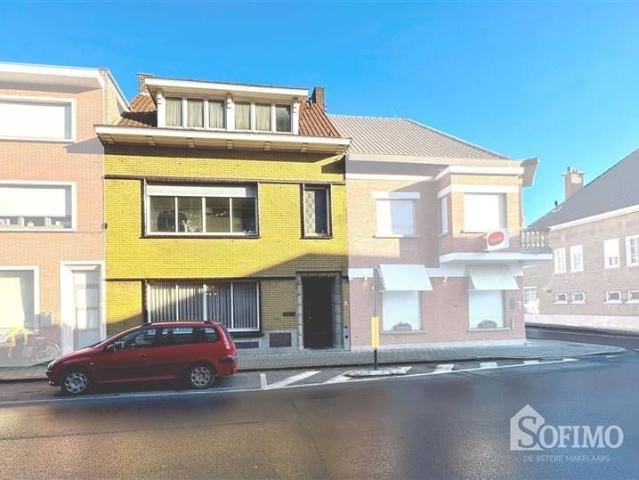 Ruime STADSWONING 218m² woonopp. met 5 slaapkamers extra