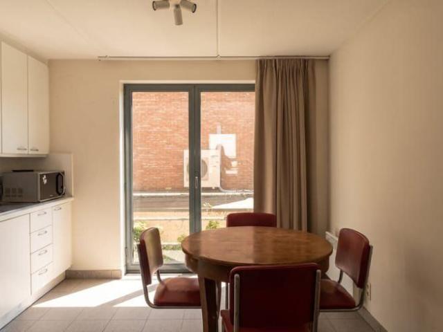 Ruime studentenstudio te huur nabij Station Gent Sint Pieter
