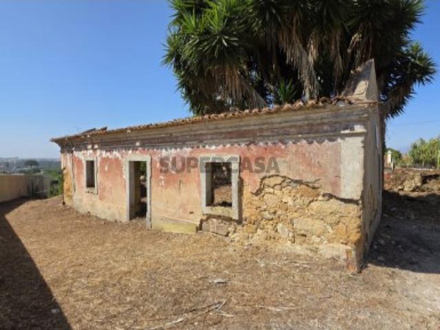 Ruina com 214m2 Sobreiro Mafra