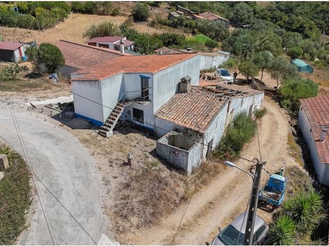 Ruina com Projeto Aprovado e Vista Panorâmica sobre Aljezur