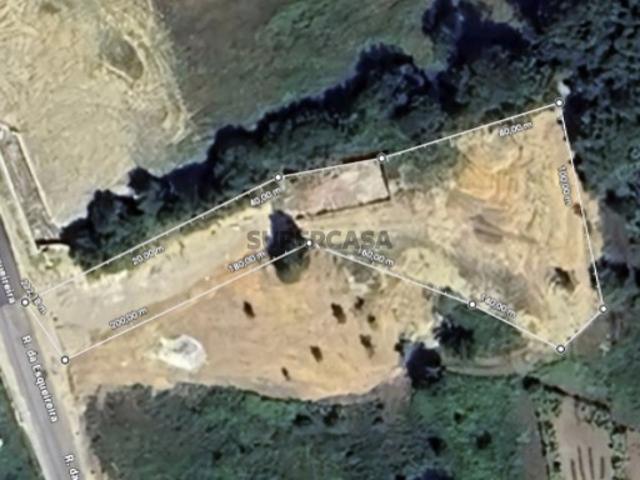 RUÍNA » COM PROJETO APROVADO PARA ARMAZÉM » VALENÇA