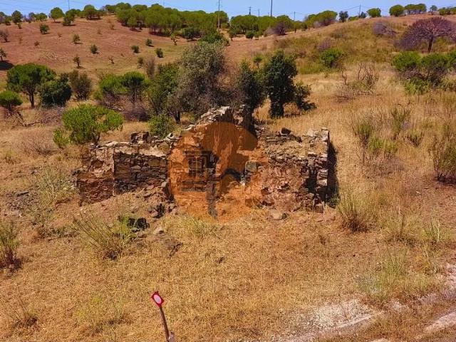 Ruina Com Terreno Com Pip Aprovado Para Moradia T3 Com Pis. 266m² Vila Nova De Cacela