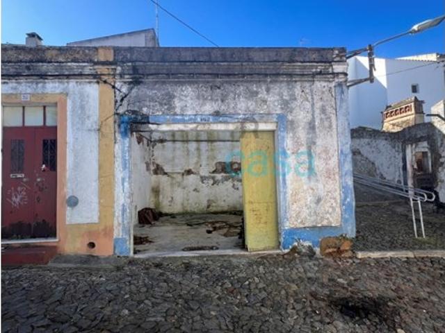 Ruínas com Projecto Aprovado para T1 !