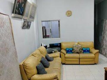 Ruko disewa di Cengkareng Barat, Jakarta Barat