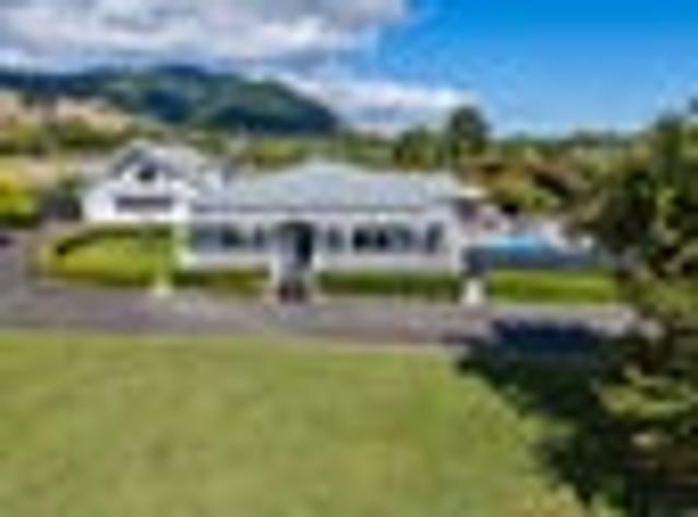 RURAL OPULENCE