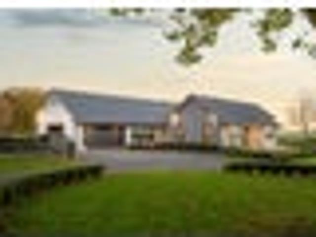 Rural Sophistication Meets Modern Luxury