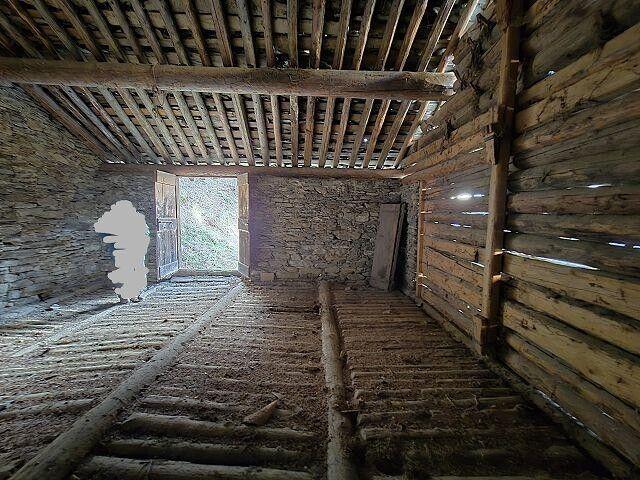 Rustic house with 4.5 rooms on sale in Mesocco 90 m² | dreamo. Ch