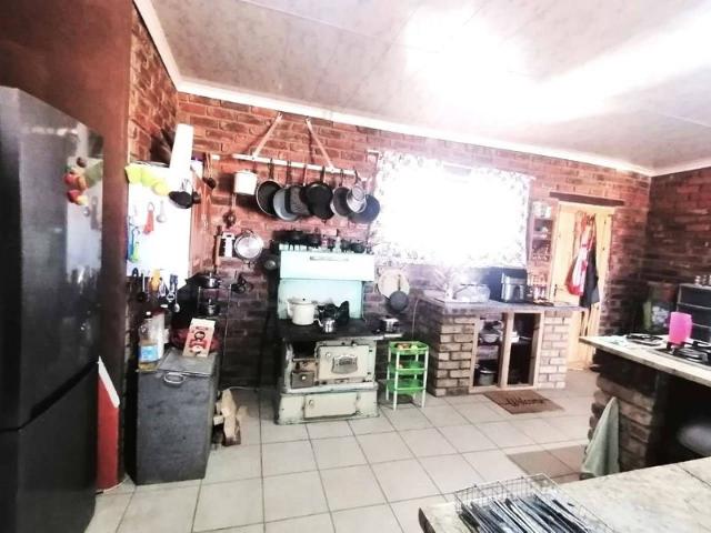 Rustic Residence for sale in Renovaal