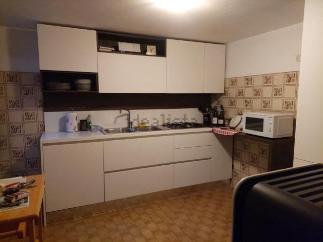 Rustici e casali in affitto di 100 m² in Via Sottocastello