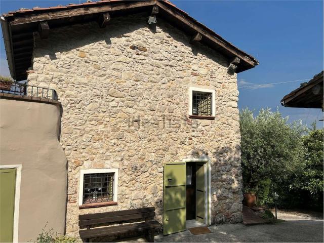Rustici e casali in affitto di 110 m²